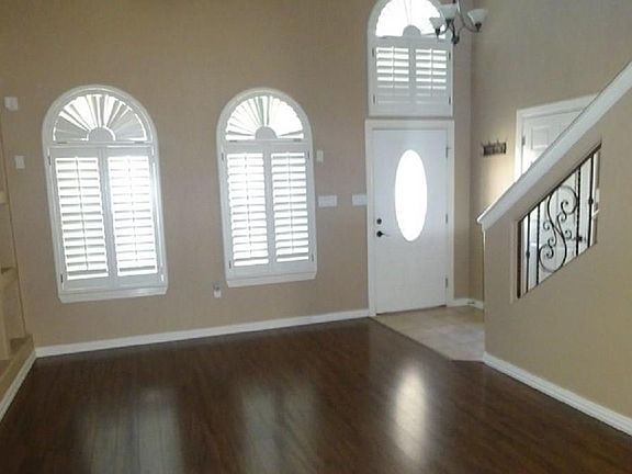 2nd image of 3251 Gold Point Ln