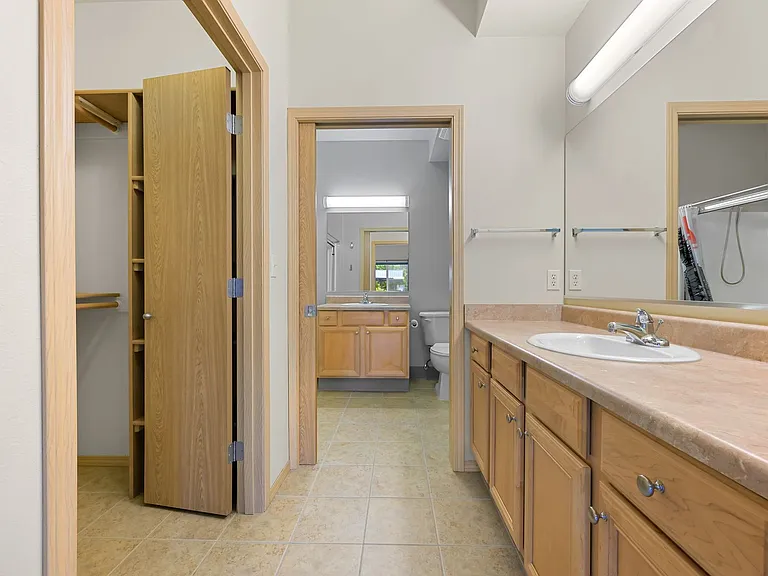 512 Darby Dr #104 — Photo 11