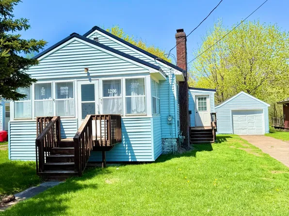 1206 W Easterday Ave, Sault Sainte Marie, MI 49783