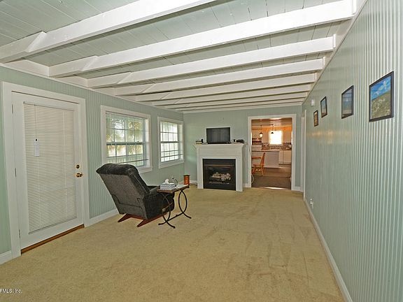 5th image of 1031 N Fletcher Ave
