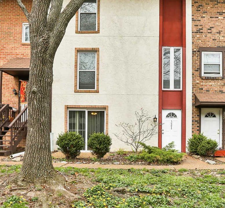 1st image of 321 Carmel Woods Dr