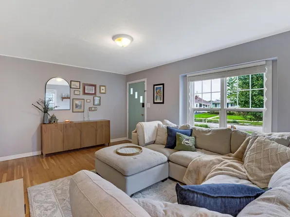 639 E Jeffrey Pl, Columbus, OH 43214