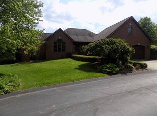 4242 Hermitage Ct, Allison Park, PA 15101