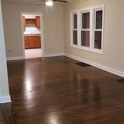 3rd image of 437 Dartmouth Ave