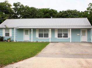 113 Crockett St, Port Lavaca, TX 77979