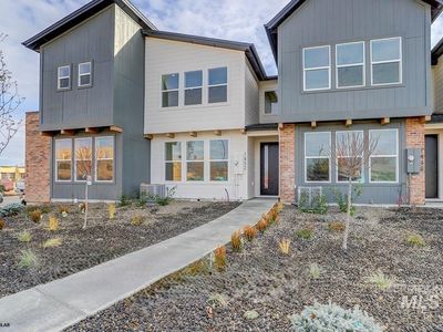 1323 N Webb Way, Meridian, ID, 83642