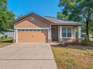 12 Benton Blvd, Freeport, FL 32439