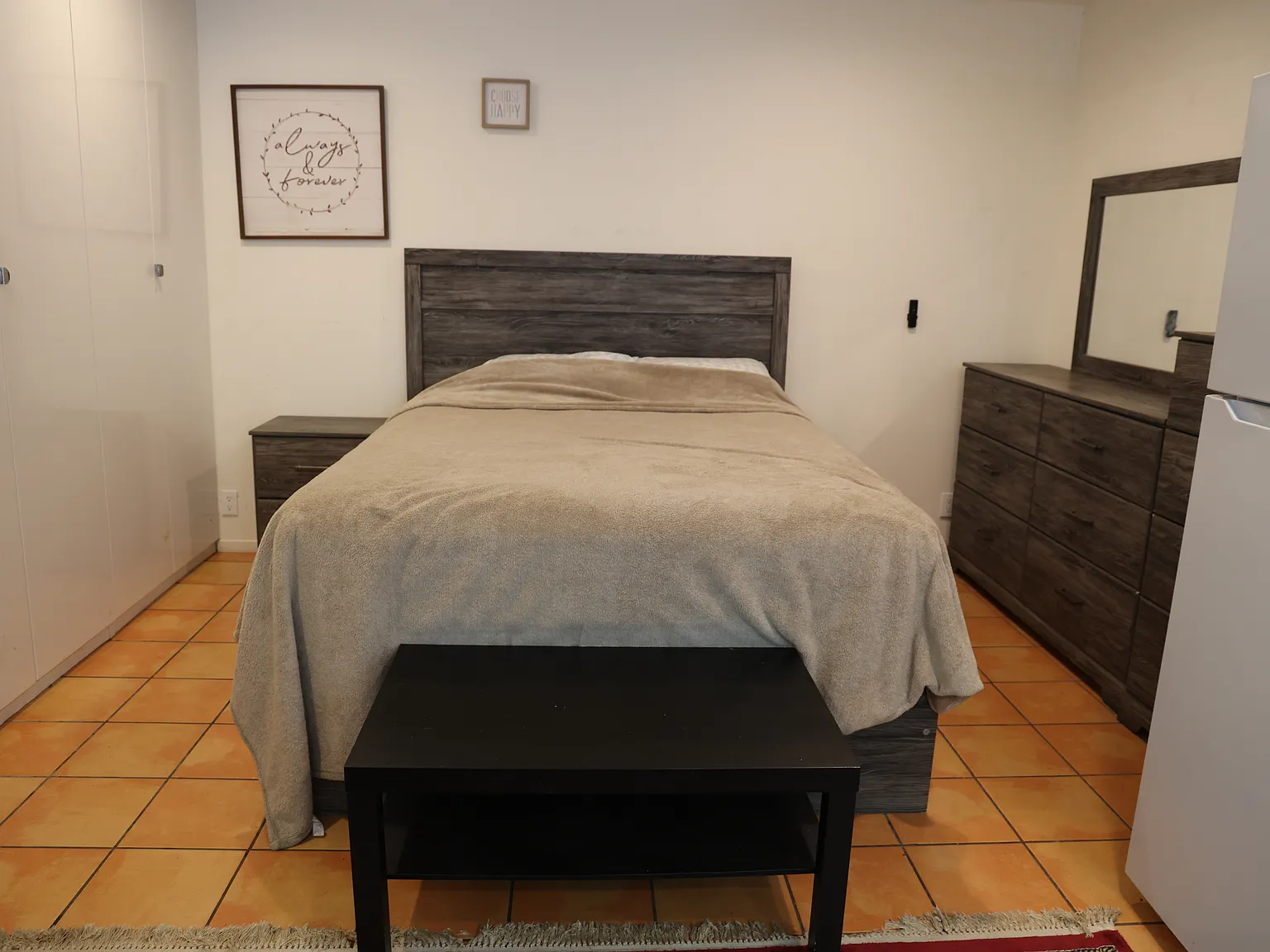 Studio, 350 sqft, $1,799 — Photo 2