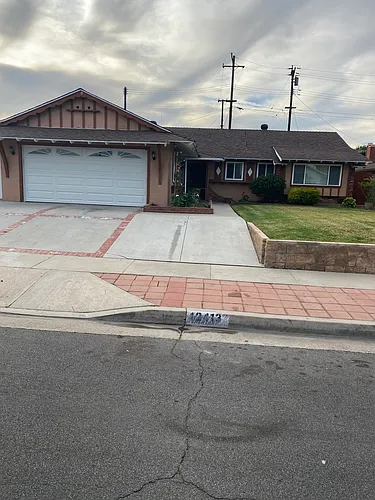12413 Tigrina Ave Photo 1