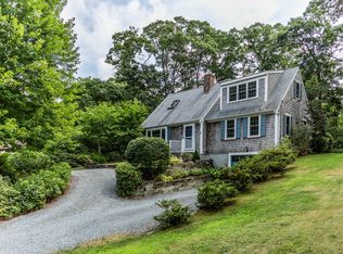 17 7th St, Harwich, MA 02645