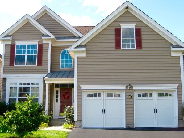 215 Roosevelt Dr