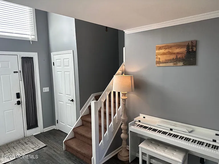 49 White Swan Way — Photo 7