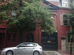 69 Chestnut St, Boston, MA 02108