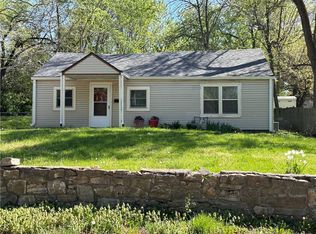 9405 E 67th Ter, Raytown, MO 64133