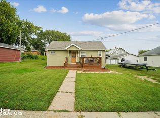1010 15th Ave, Eldora, IA 50627