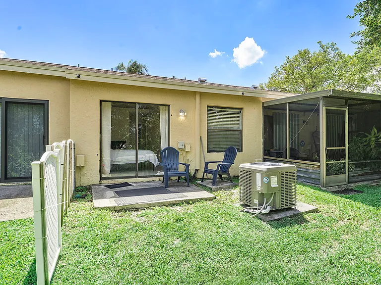 3648 NW 83rd Ln — Photo 17