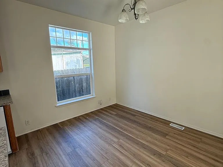 63626 S Barview Rd — Photo 18