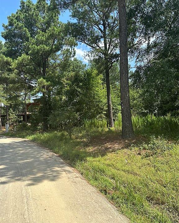 2nd image of 838 Pine Hills Rd