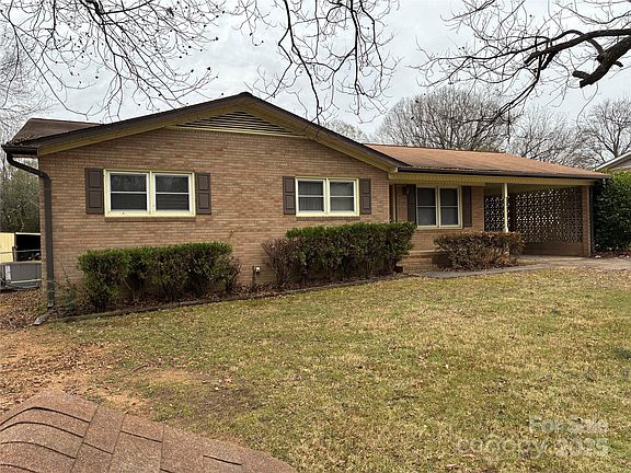 2nd image of 763 Gladden Pl NW