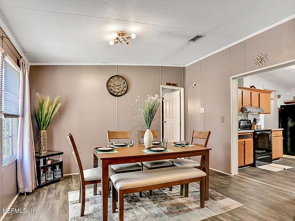 5th image of 877 ALLEN Avenue