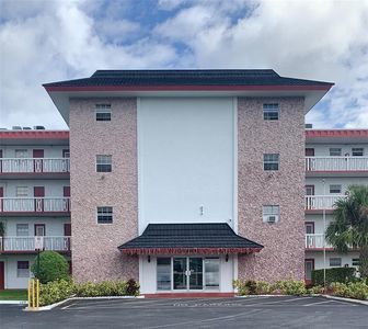4140 NW 44th Ave #209, Lauderdale Lakes, FL, 33319
