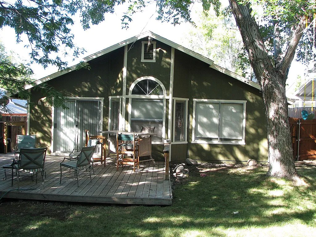 1414 Ambassador Dr photo 1