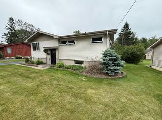 588 W Winona St, Duluth, MN 55803