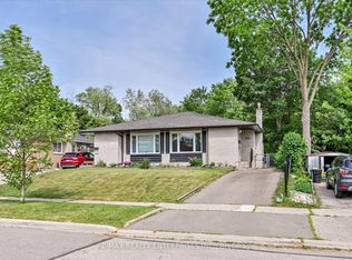 1544 Swanage Cres, Mississauga, ON L5J3N8