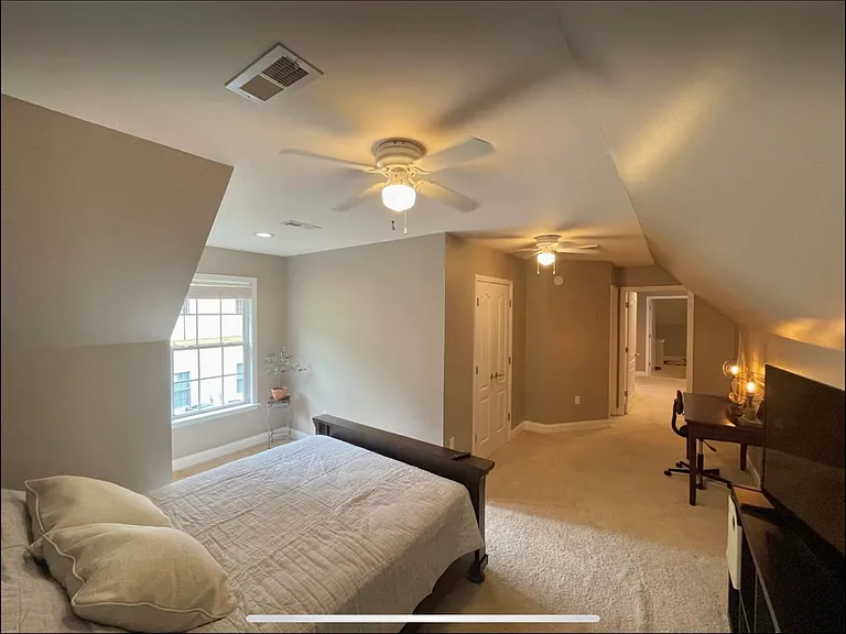 210 Brooks Dr — Photo 40