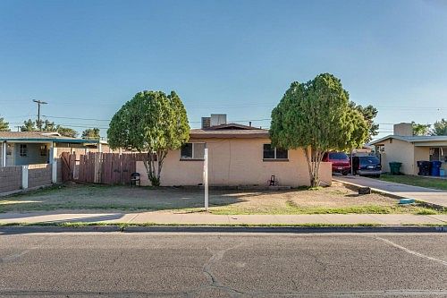 2nd image of 947 E Millett Ave