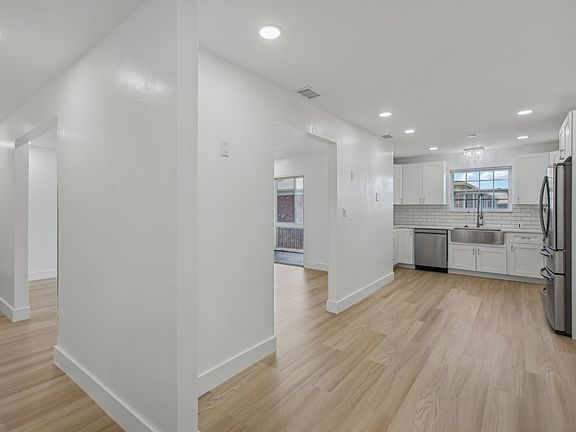4th image of 3947 35th Way S