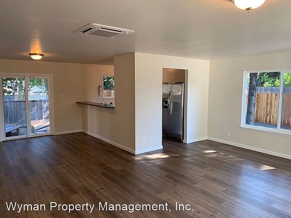 4th image of 820 Lincoln Ave #828