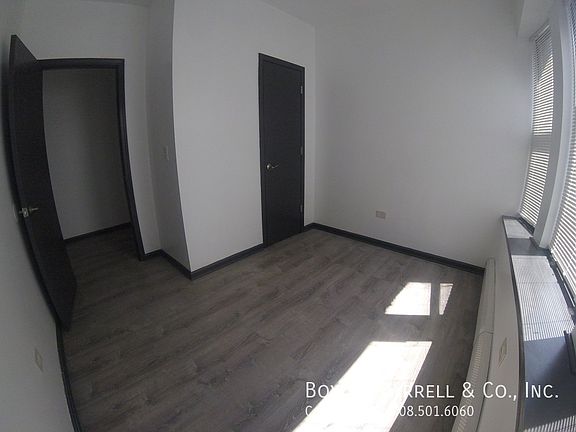 4th image of 5941 S Michigan Ave APT 1