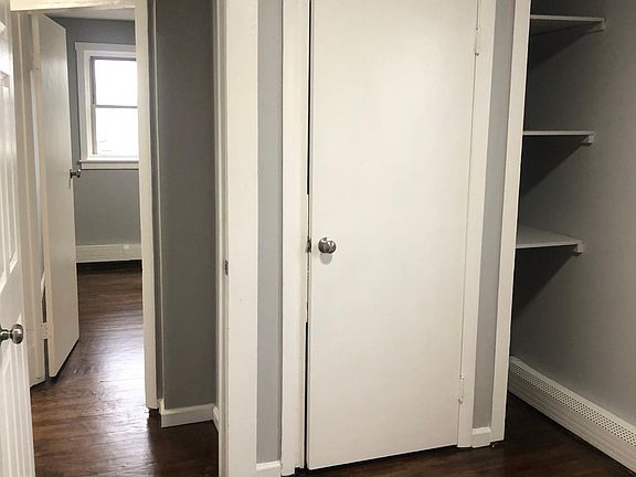 5th image of 8 Salem St #3