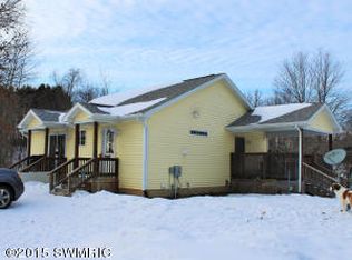 8683 Wertman Rd, Delton, MI 49046
