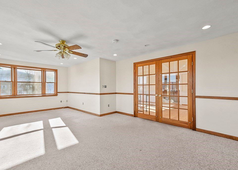 1st image of 72 Cambridge Rd #2