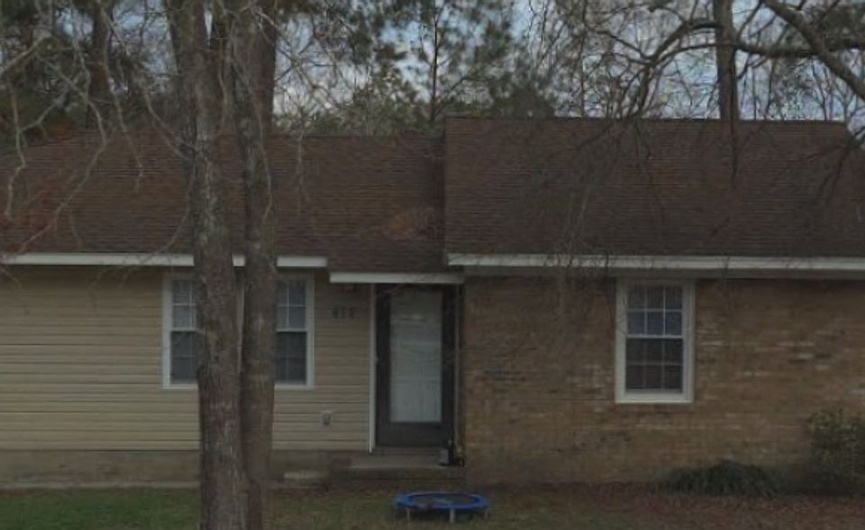 1st image of 414 Kenwood Dr
