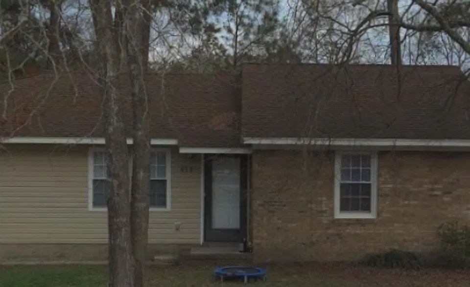 414 Kenwood Dr