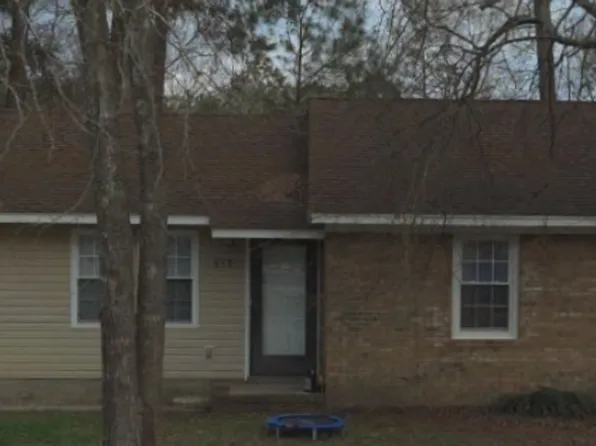 414 Kenwood Dr, Jacksonville, NC 28540