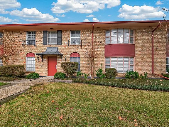 5th image of 7600 Burgoyne Rd Unit 251