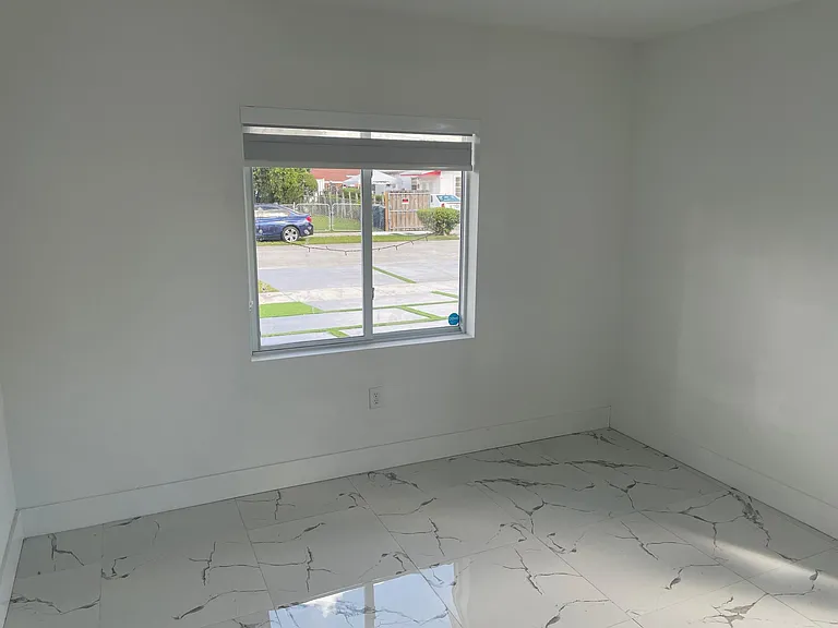 10332 SW 151st Ter — Photo 6