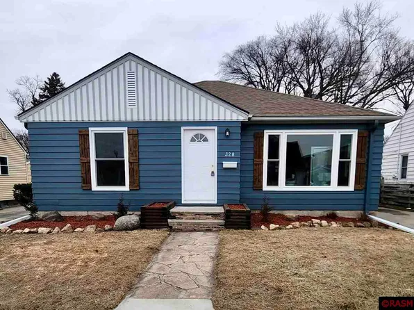 328 Harrison Ave, North Mankato, MN 56003