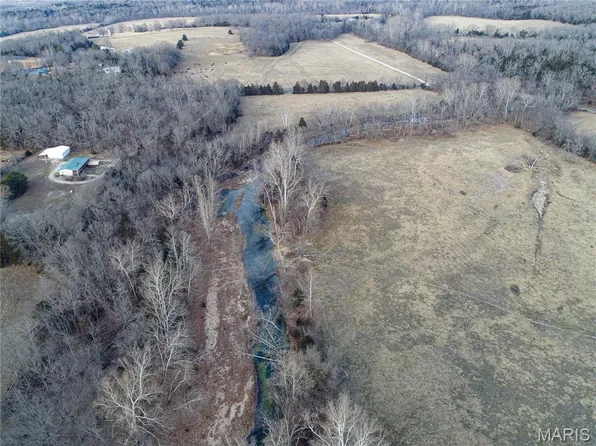 8614 Seminary Rd, Sullivan, MO 63080