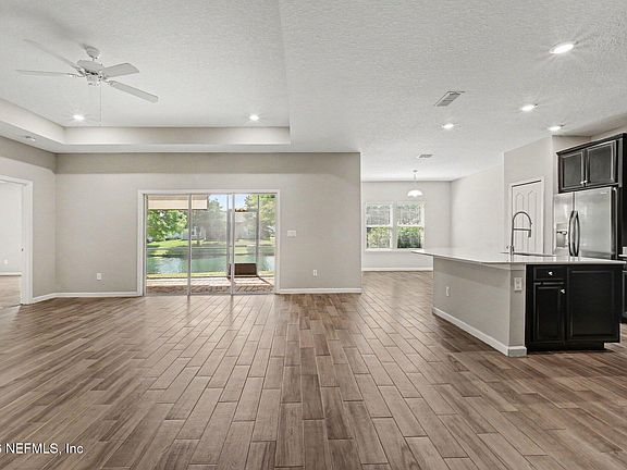 5th image of 76 TRUMPCO Drive