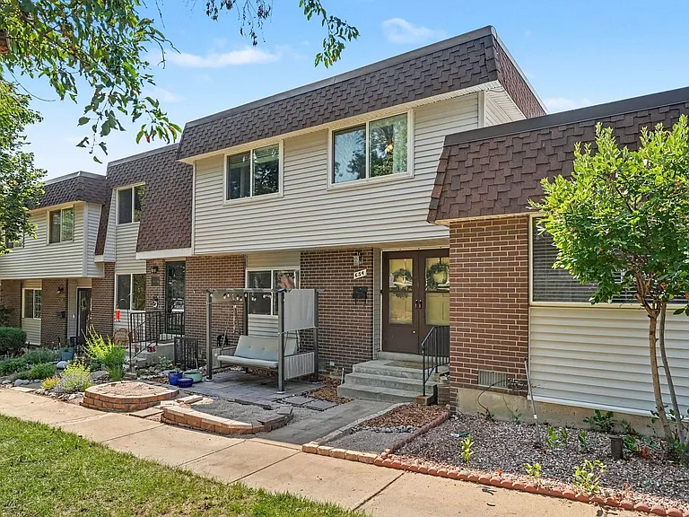 654 S Youngfield Ct — Photo 19