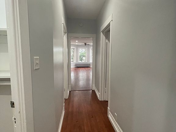 3rd image of 1618 N Kedvale Ave #2