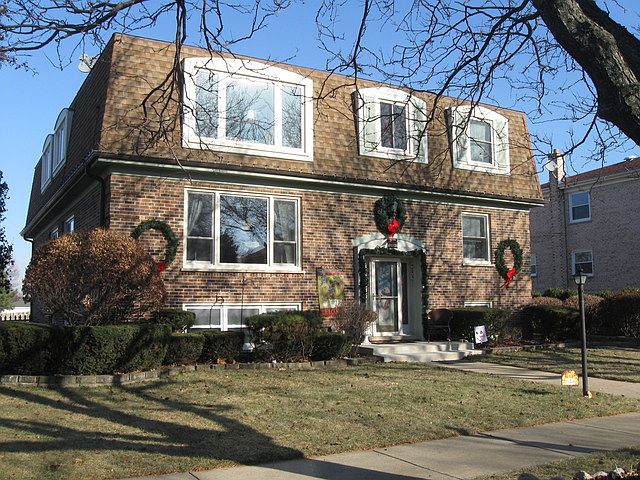 1st image of 10406 Waterford Dr