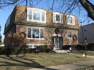 10406 Waterford Dr, Westchester, IL 60154