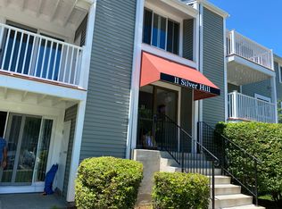 11 Silver Hill Ln APT 1, Natick, MA 01760