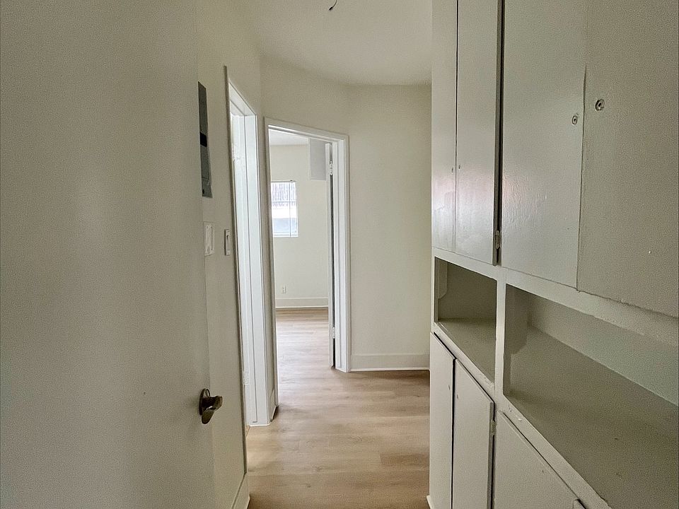 1st image of 5911 Whitsett Ave #82543449e